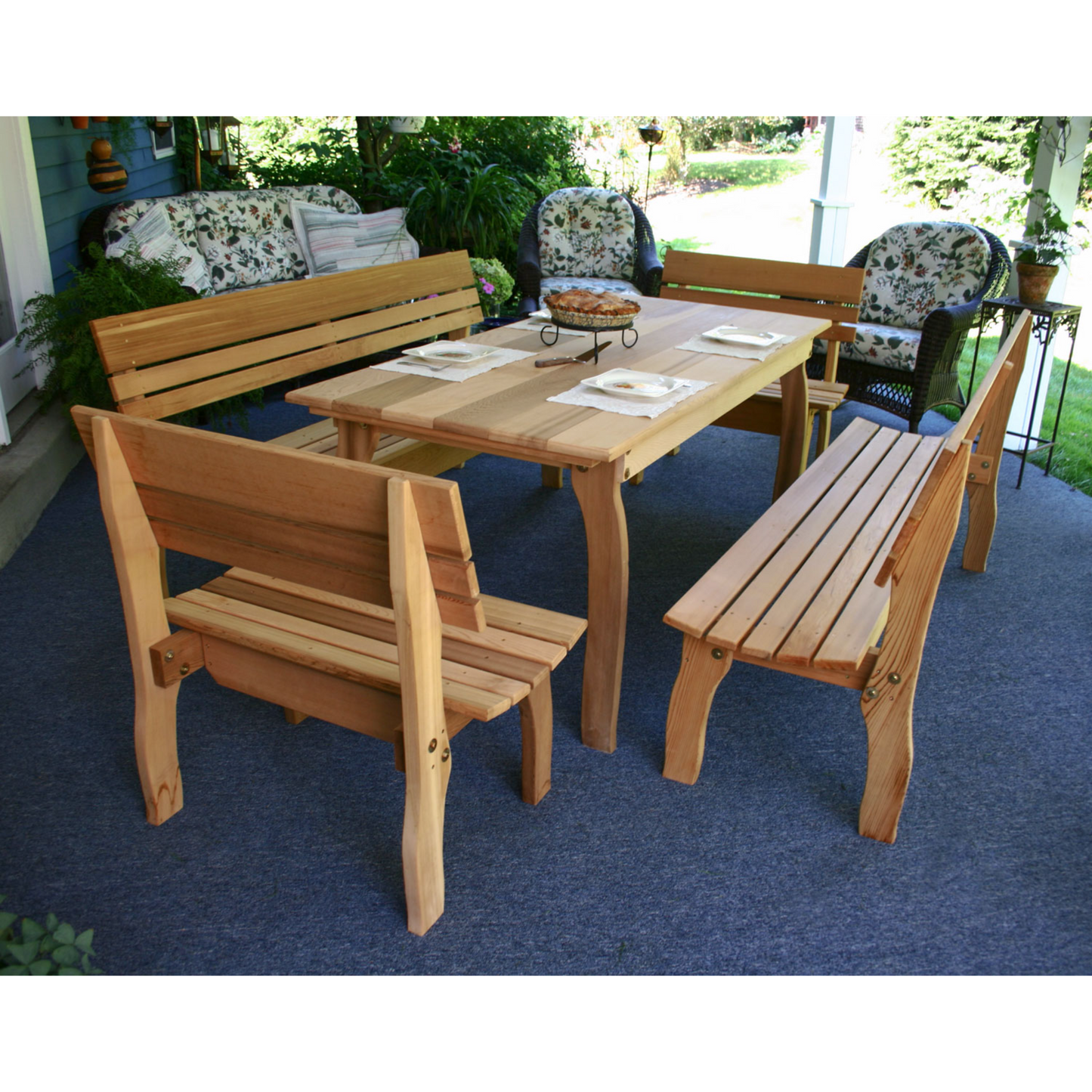 CreekVine Designs Cedar Chickadee Dining Set