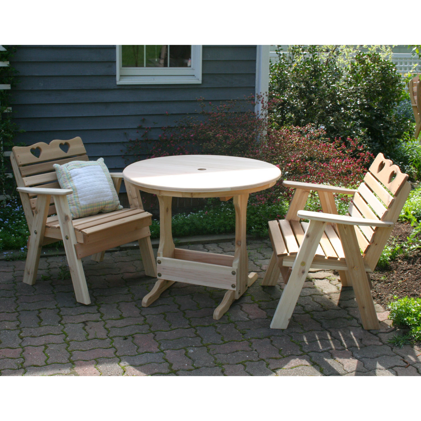 CreekVine Designs Cedar Country Hearts Bistro Set